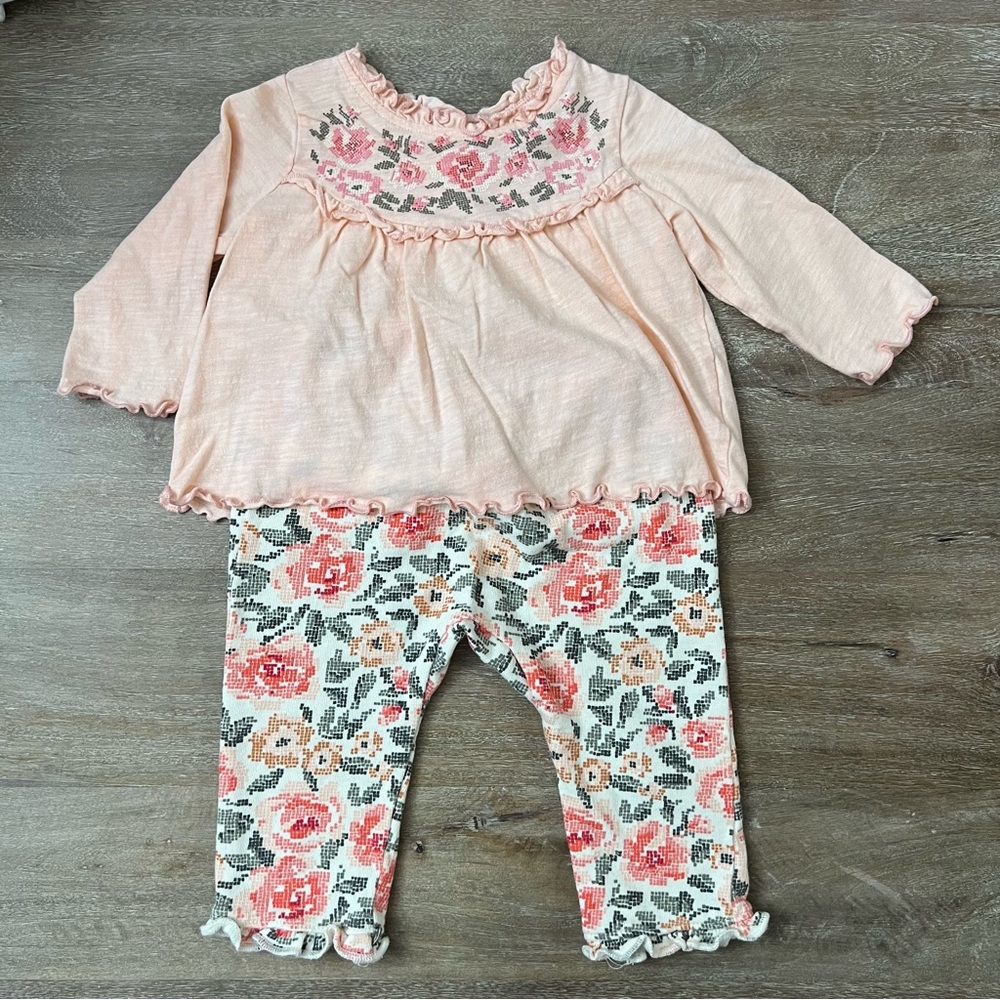 Peek Kids Girl’s Long Sleeve Soft Peach and Floral Set Size 6-12 Months